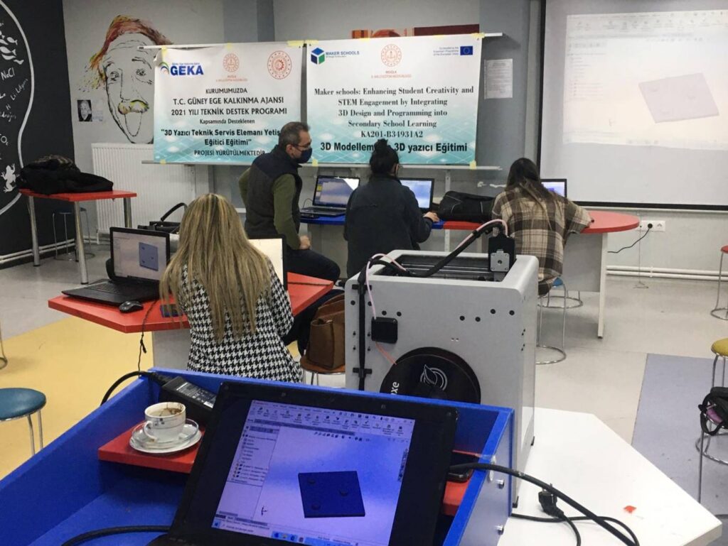 Mugla Directorate of Eduction organizes teacher trainings